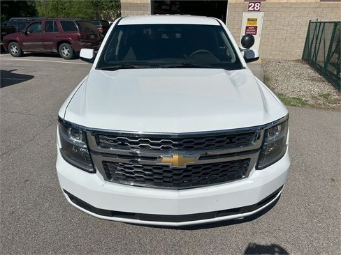 Used 2017 Chevrolet Tahoe 2WD w/ Remote Keyless Entry Package image 2