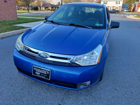 Used 2011 Ford Focus SE w/ 201A Rapid Spec Order Code image 2