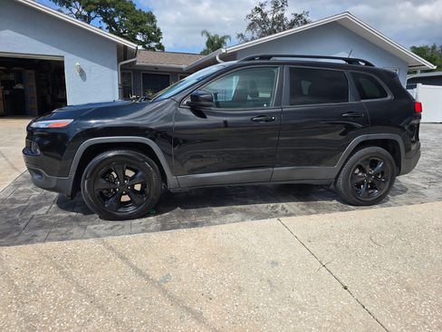 Used 2018 Jeep Cherokee Limited w/ High Altitude Package image 1