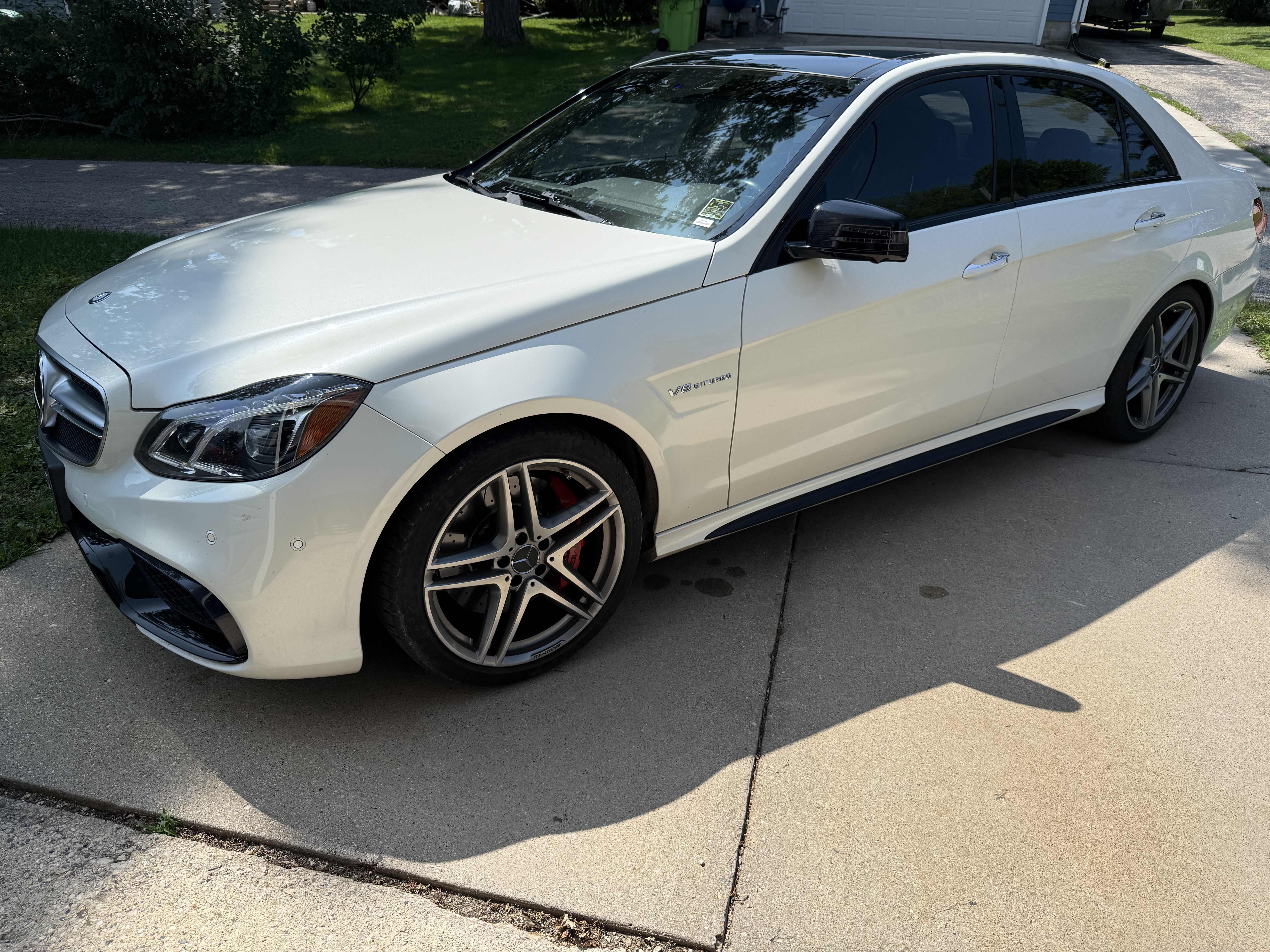 Used 2015 Mercedes-Benz E 63 AMG S-Model image 1