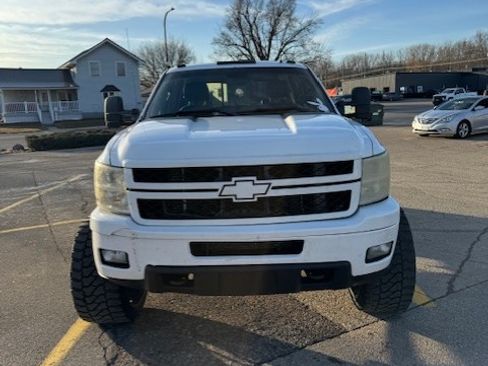 Used 2012 Chevrolet Silverado 2500 LT w/ Interior Plus Package image 4