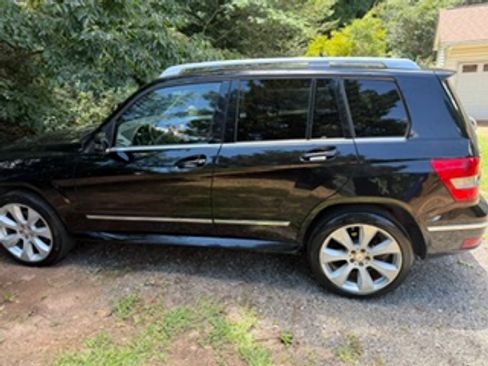 Used 2010 Mercedes-Benz GLK 350 2WD image 4