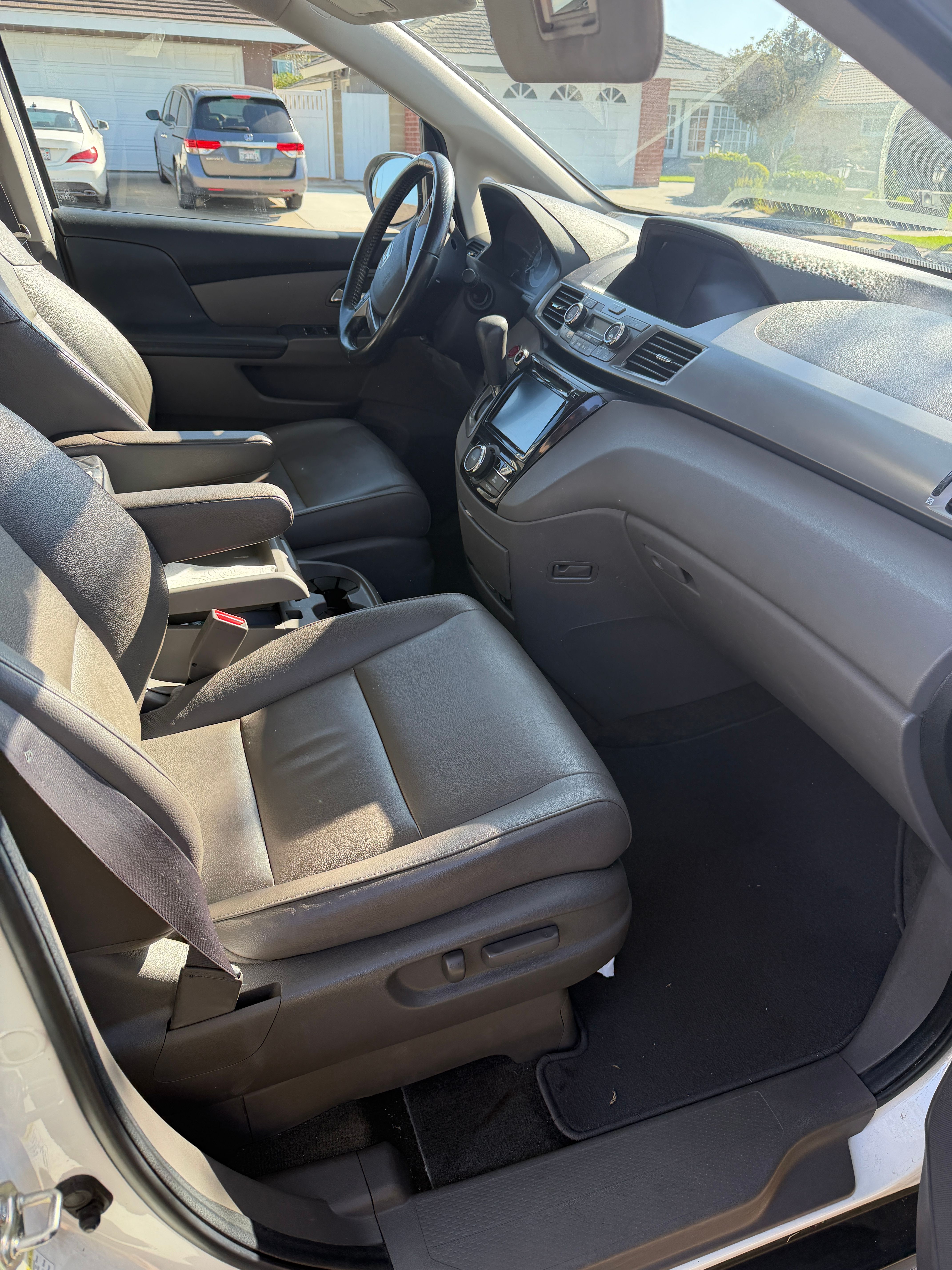 Used 2014 Honda Odyssey EX-L image 12