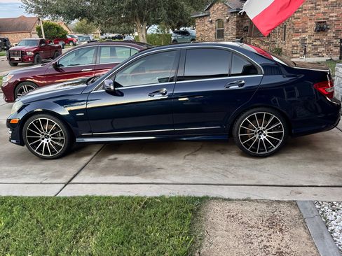 Used 2012 Mercedes-Benz C 250 Sedan image 6