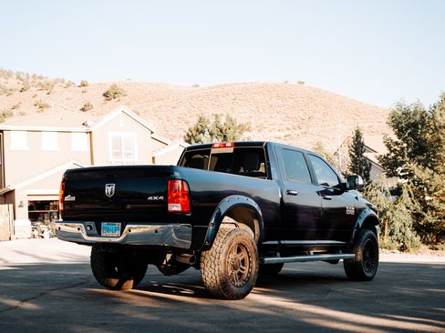 Used 2015 RAM 2500 Big Horn AWD/4WD image 11