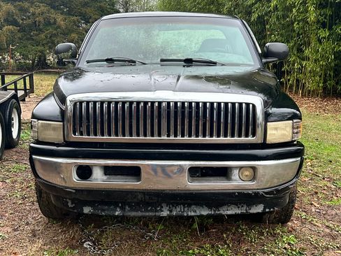 Used 2001 Dodge Ram 2500 Truck 2WD Quad Cab image 5