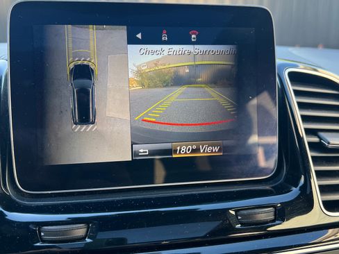 Used 2018 Mercedes-Benz GLS 450 4MATIC image 11