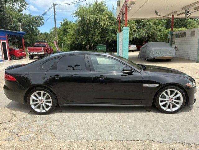 Used 2016 Jaguar XF R-Sport RWD image 2