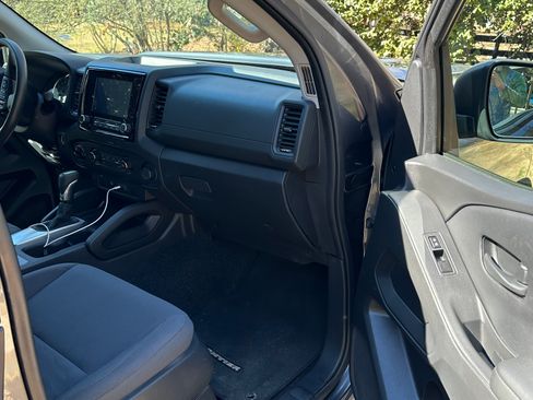 Used 2022 Nissan Frontier S w/ Technology Package image 14