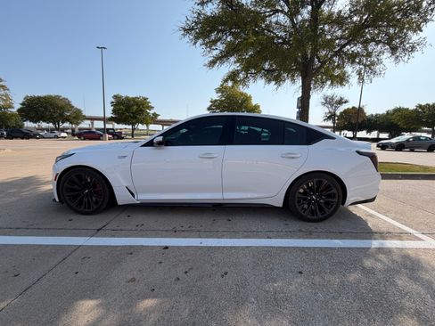 Used 2024 Cadillac CT5 V Blackwing w/ Driver Assist Package RWD image 2