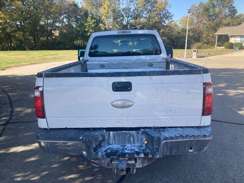 Used 2012 Ford F250 XL w/ PWR Equipment Group image 9