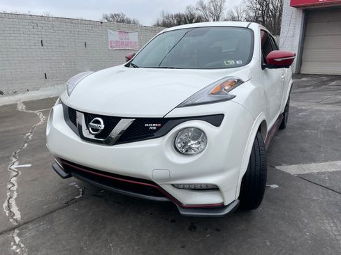 Used 2015 Nissan Juke NISMO RS w/ Interior Illumination Package image 9