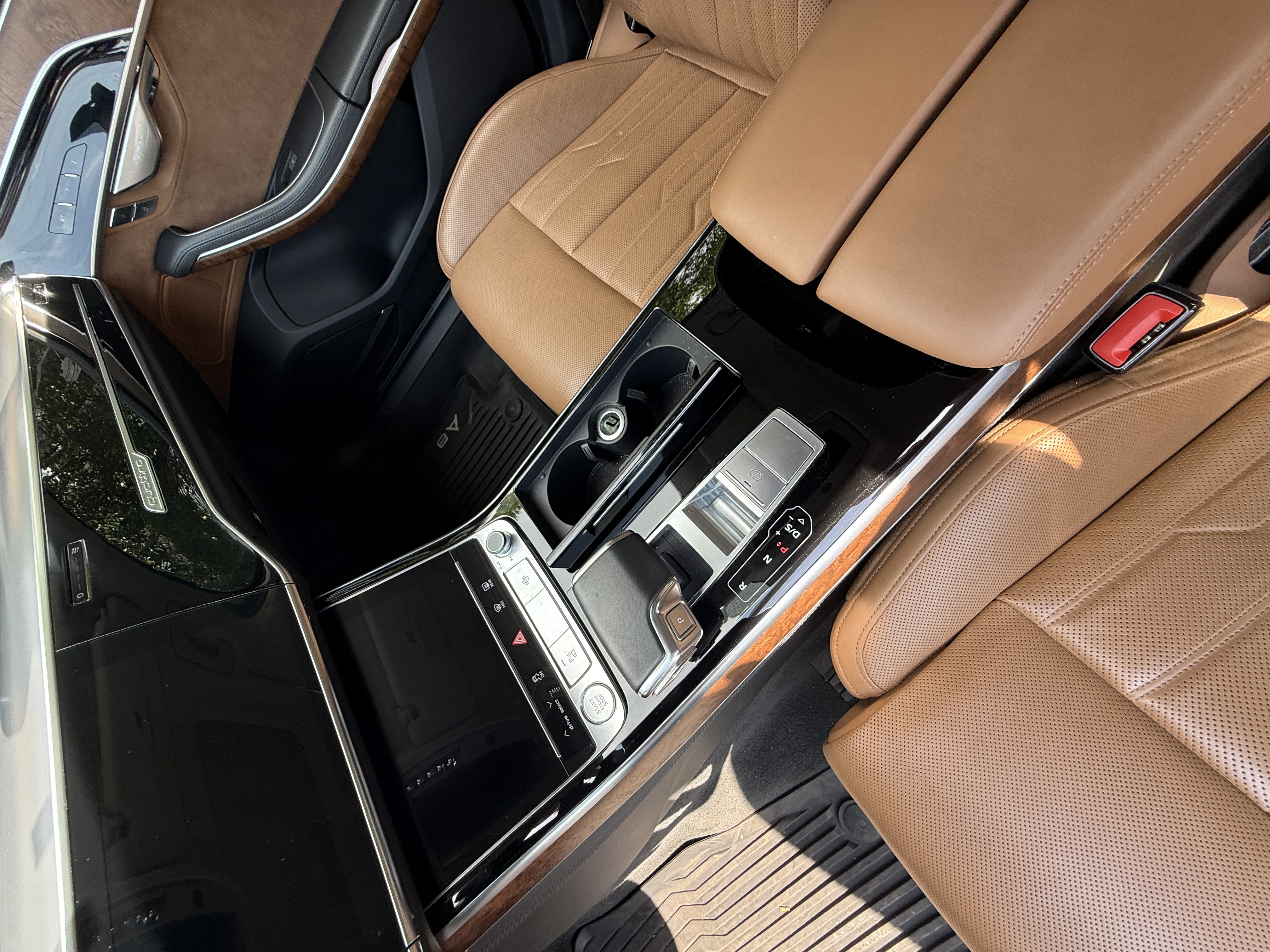 Used 2020 Audi A8 L 4.0T w/ Executive Package AWD/4WD image 2