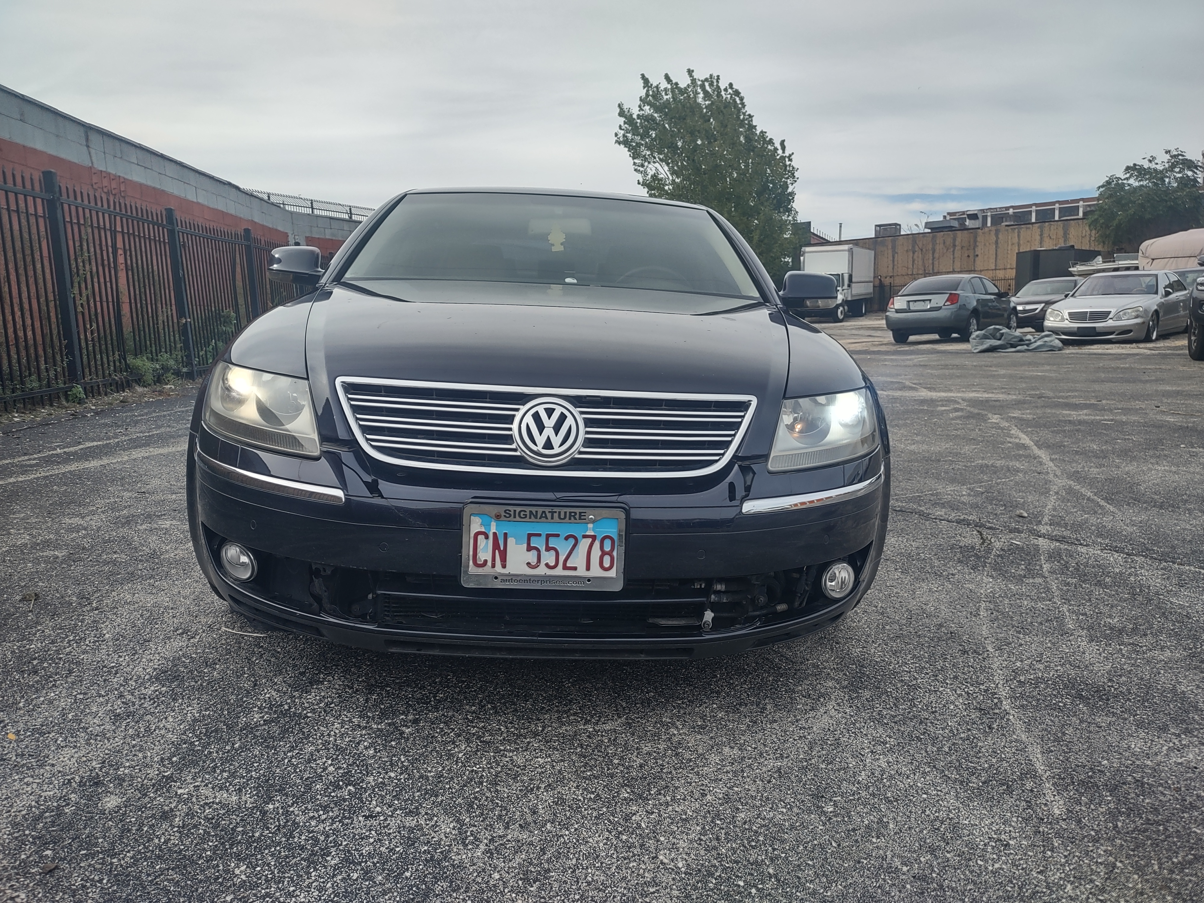 Used 2004 Volkswagen Phaeton V8 AWD/4WD image 26