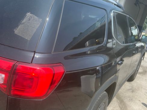 Used 2018 GMC Acadia SLT AWD/4WD image 6