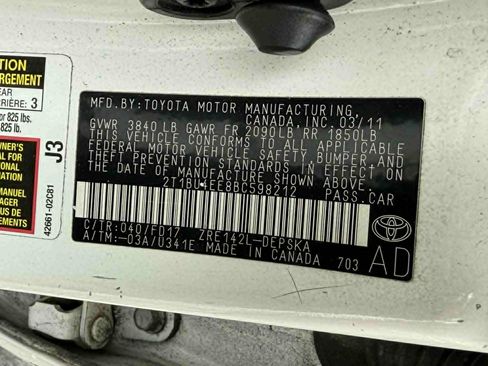 Used 2011 Toyota Corolla S image 24