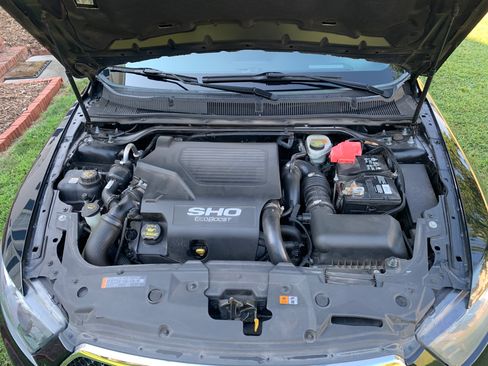 Used 2014 Ford Taurus SHO w/ Equipment Group 401A image 11