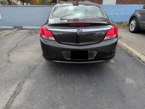 Used 2011 Buick Regal CXL image 6