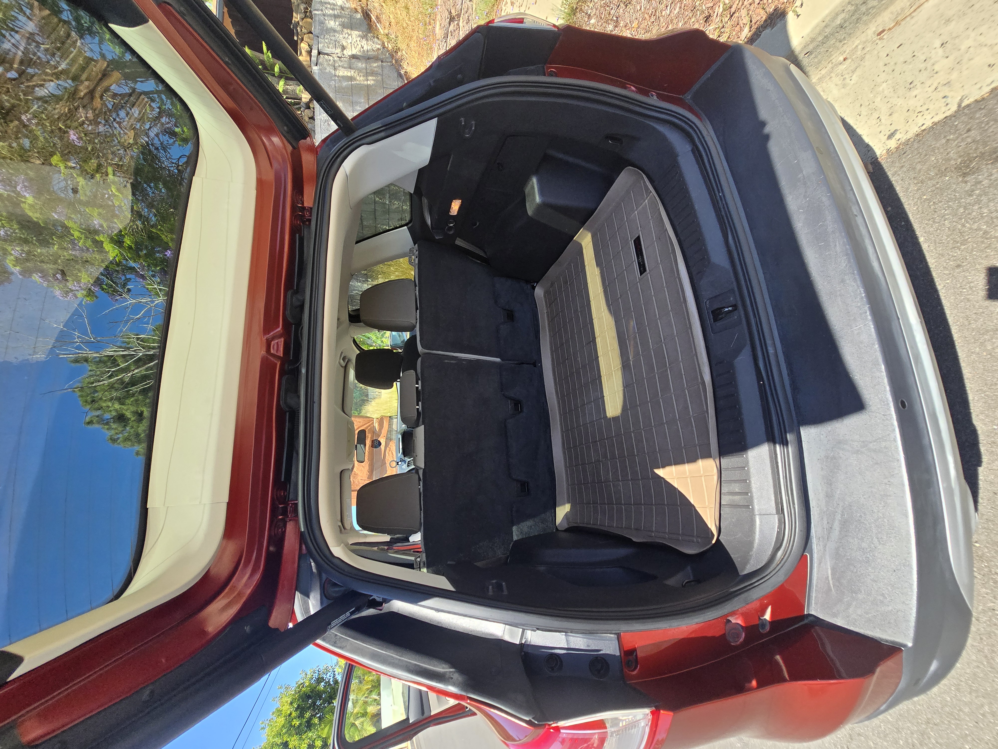 Used 2016 Ford Escape SE w/ Equipment Group 201A FWD image 5