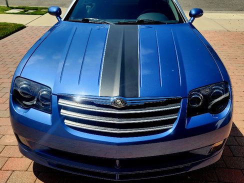 Used 2005 Chrysler Crossfire SRT-6 image 2