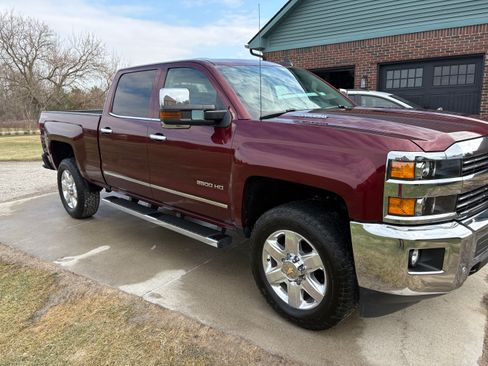 Used 2016 Chevrolet Silverado 2500 LTZ w/ Duramax Plus Package image 6