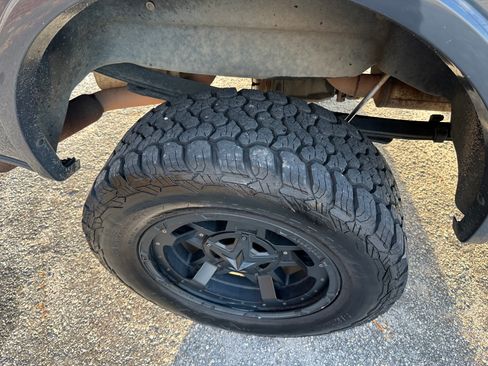 Used 2016 Ford F150 XLT w/ Equipment Group 302A Luxury image 24