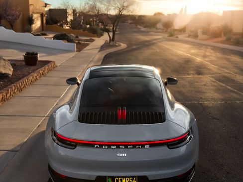 Used 2022 Porsche 911 Carrera image 10