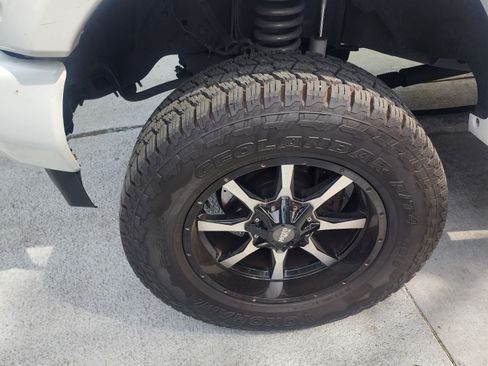 Used 2017 Ford F350 XLT w/ XLT Value Package image 4