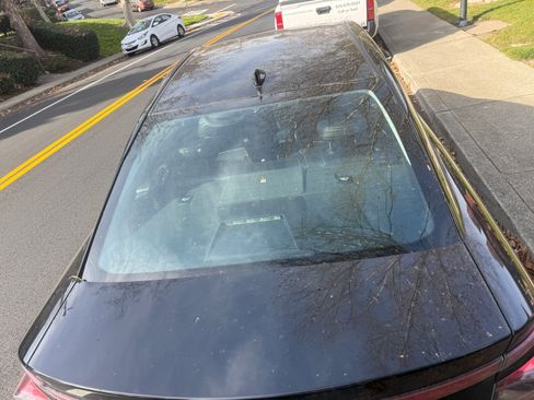 Used 2019 Toyota Mirai image 2