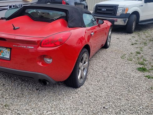 Used 2009 Pontiac Solstice GXP w/ Premium Package RWD image 3