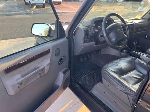 Used 2002 Land Rover Discovery SE7 image 8
