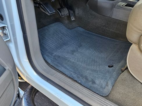 Used 2006 Dodge Ram 2500 Truck SLT image 24