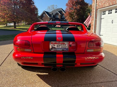 Used 1997 Dodge Viper RT/10 image 6