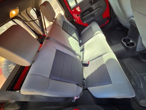 Used 2008 Jeep Wrangler Unlimited X image 17