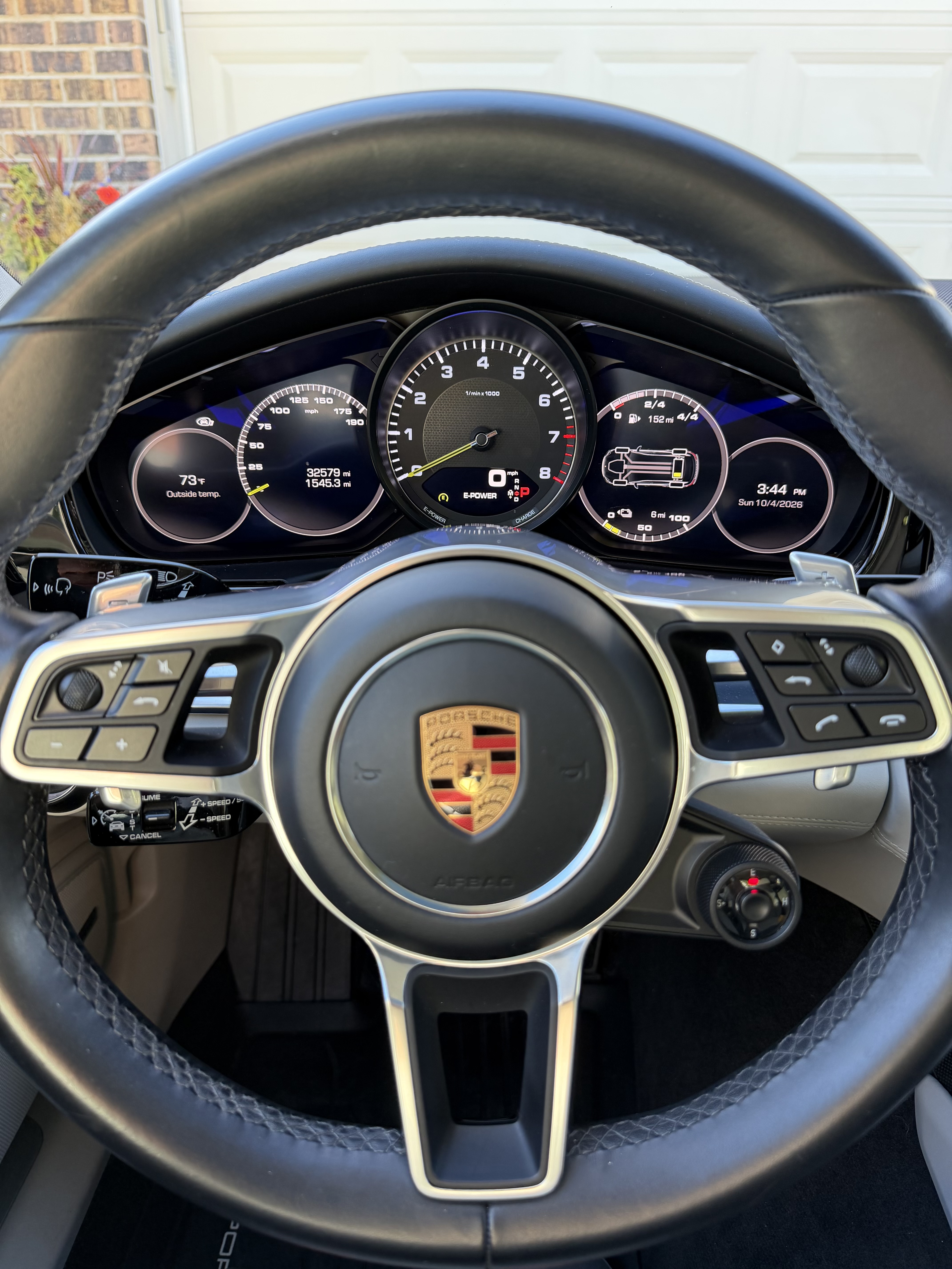 Used 2020 Porsche Panamera 4 E-Hybrid AWD/4WD image 15