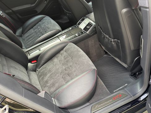 Used 2015 Porsche Panamera GTS w/ Premium Package Plus image 10