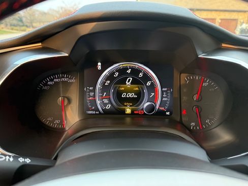Used 2015 Chevrolet Corvette Z06 image 2