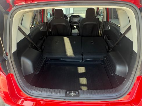 Used 2021 Kia Soul LX FWD image 11
