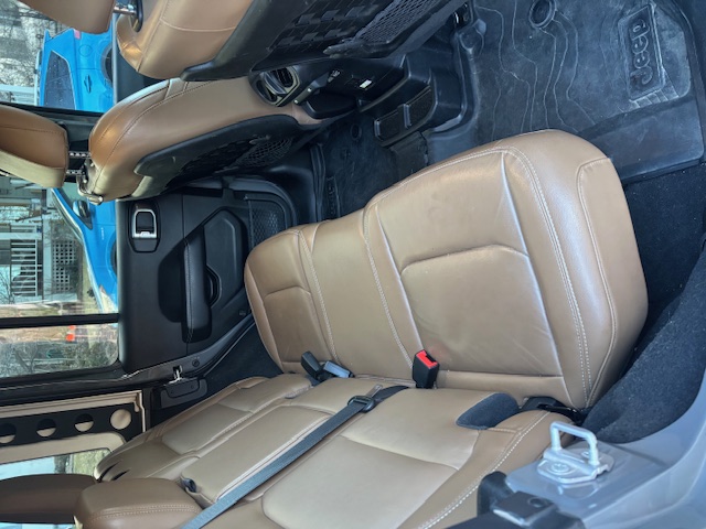 Used 2021 Jeep Wrangler Unlimited Rubicon AWD/4WD image 18