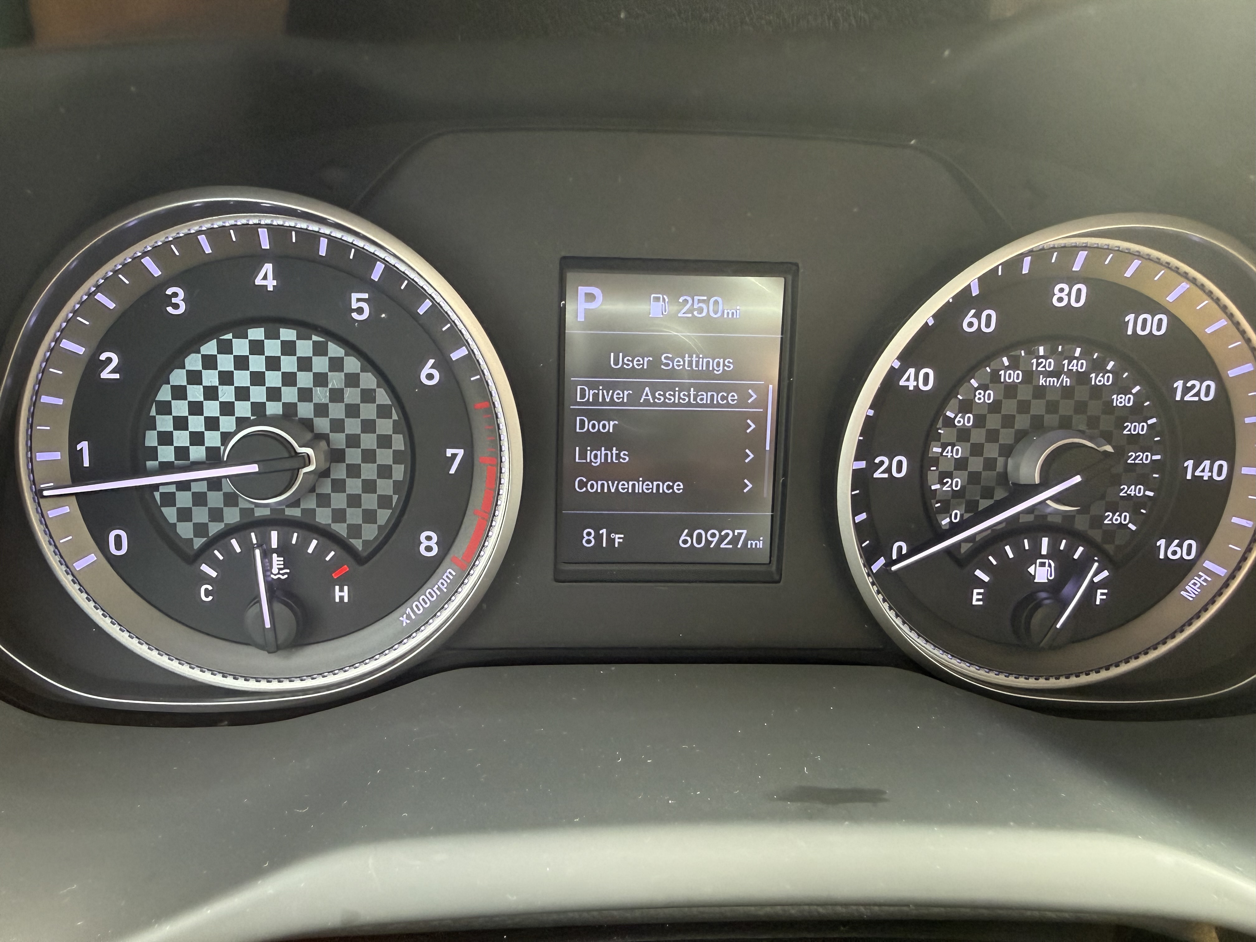 Used 2020 Hyundai Elantra Limited w/ Cargo Package (C1) FWD image 10