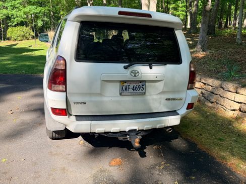 Used 2005 Toyota 4Runner Limited AWD/4WD image 4