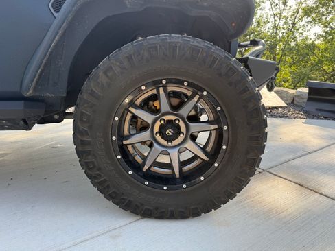 Used 2019 Jeep Wrangler Unlimited Sport AWD/4WD image 10
