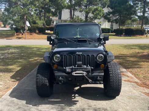 Used 2014 Jeep Wrangler Unlimited Sport w/ Connectivity Group image 4