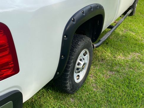Used 2012 Chevrolet Silverado 2500 W/T RWD image 5