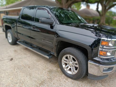 Used 2015 Chevrolet Silverado 1500 LT w/ All Star Edition AWD/4WD image 5