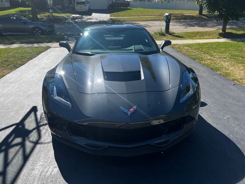 Used 2017 Chevrolet Corvette Grand Sport image 2