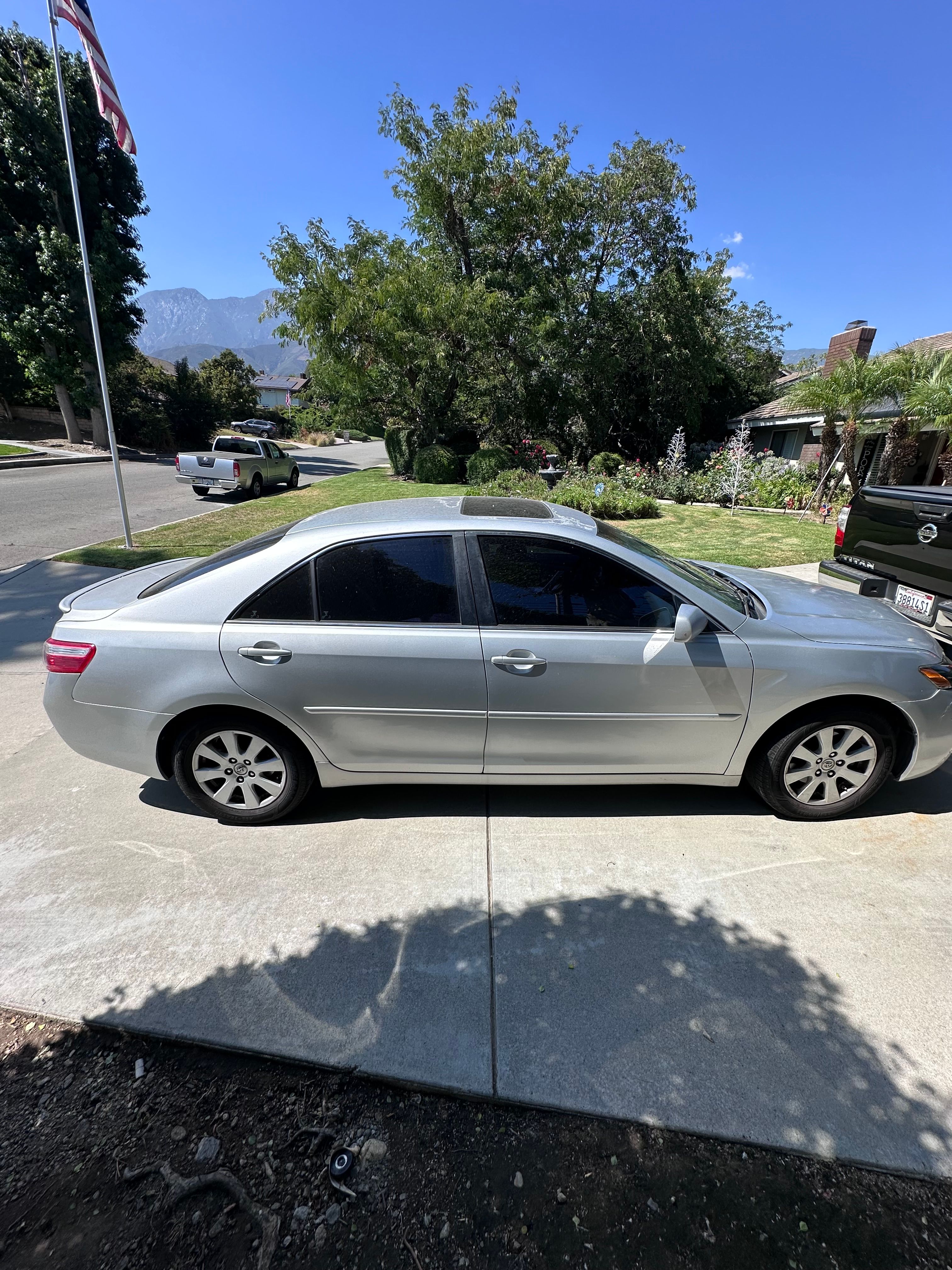 Used 2007 Toyota Camry XLE FWD image 10