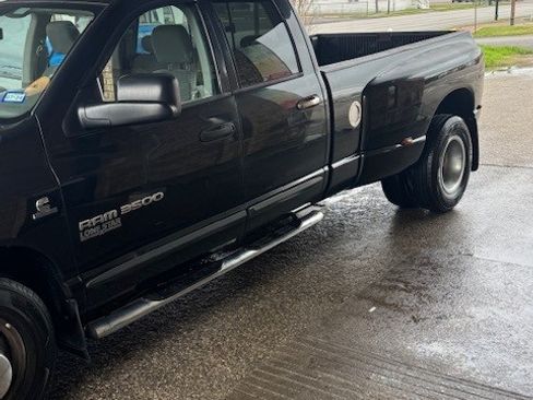 Used 2006 Dodge Ram 3500 Truck SLT image 2