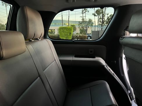Used 2014 Toyota Sequoia Limited image 18
