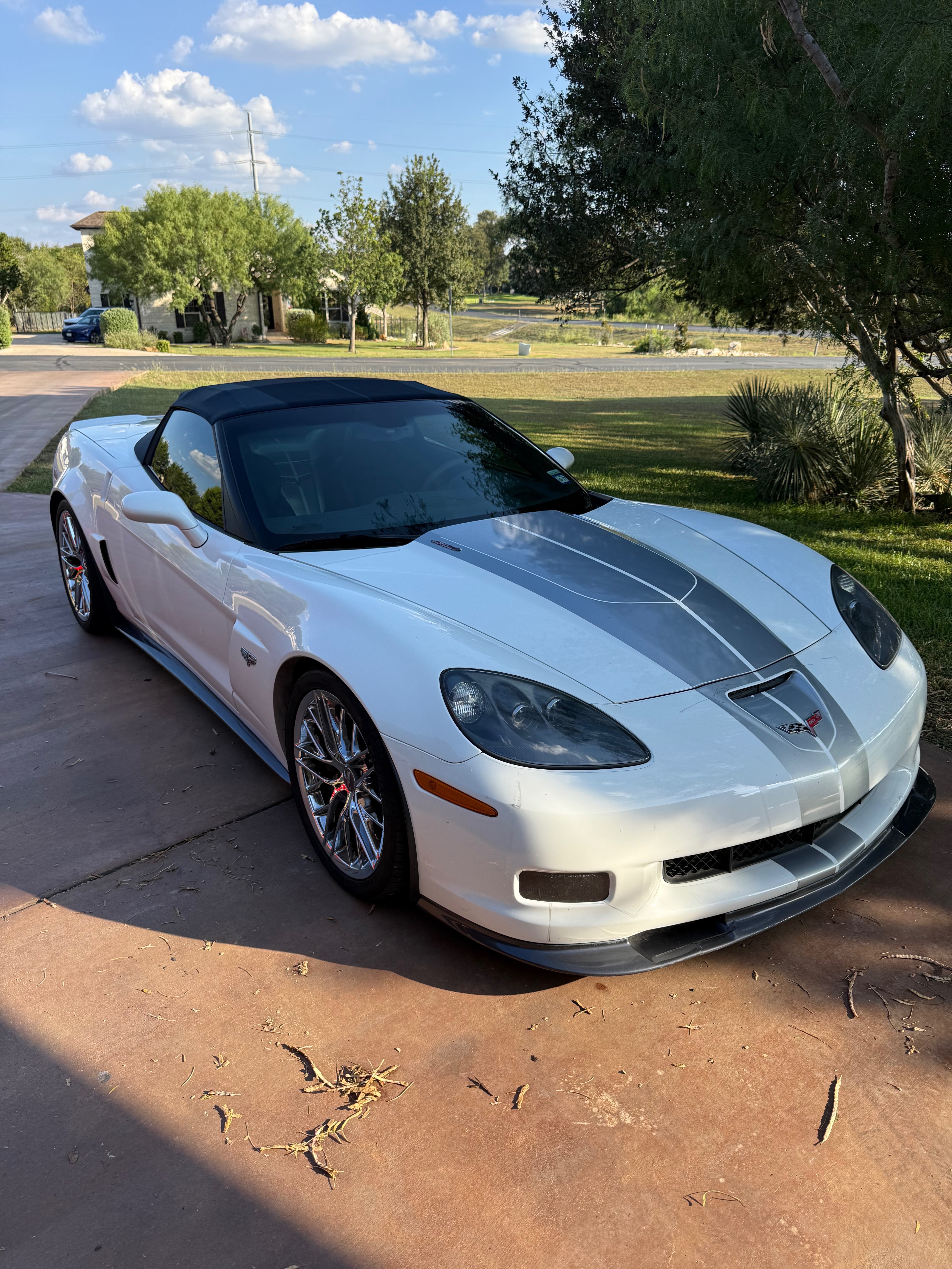 Used 2013 Chevrolet Corvette 427 w/ 1SC Preferred Equipment Group RWD image 4